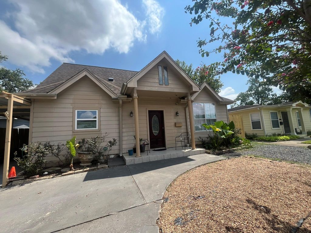 Photo of 1755 Alta Vista Street, Houston, TX 77023 (MLS # 40173109)