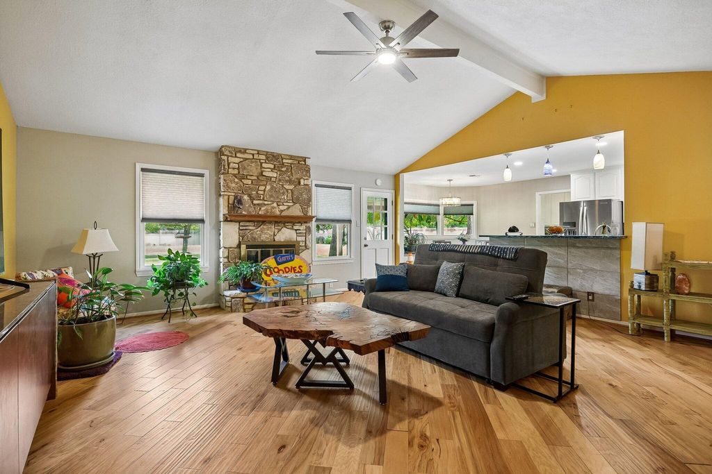 Photo of 433 Oak Wood Road, Kerrville, TX 78028 (MLS # 42385755)