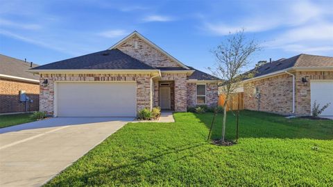 Photo of 3918 Sugardale Street, Baytown, TX 77521 (MLS # 65831458)