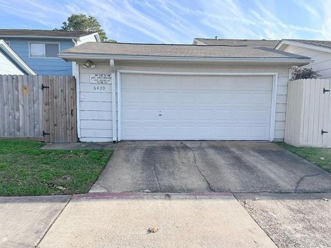 Tiny photo for 6439 S Briar Bayou Drive, Houston, TX 77072 (MLS # 41439612)