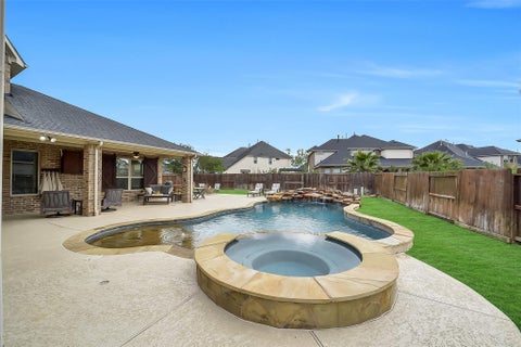 Photo of 28303 Island Manor Lane, Fulshear, TX 77441 (MLS # 92008336)