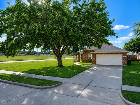 Homes For Sale - 1210 Cambay Drive<br/> Rosenberg, TX 77471