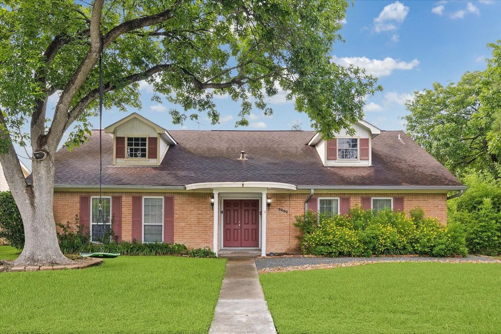Photo of 5402 Queensloch Drive, Houston, TX 77096 (MLS # 38289705)