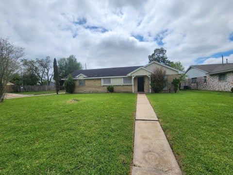 Photo of 4203 Brookston Street, Houston, TX 77045 (MLS # 28637806)
