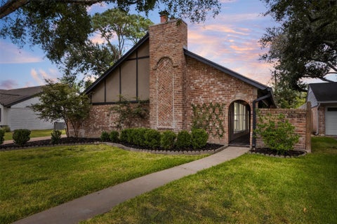 Photo of 2218 Parana Drive, Houston, TX 77080 (MLS # 55890687)