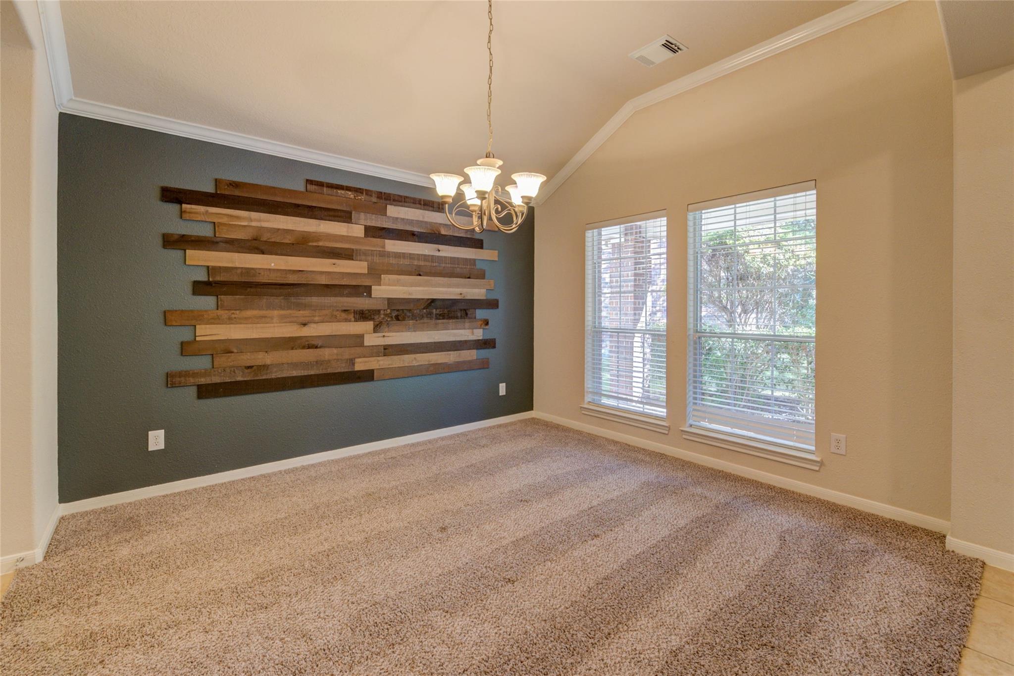 11 Ebony Oaks Place