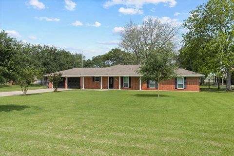 Photo of 11511 Cherry Point Drive, Mont Belvieu, TX 77535 (MLS # 29063691)