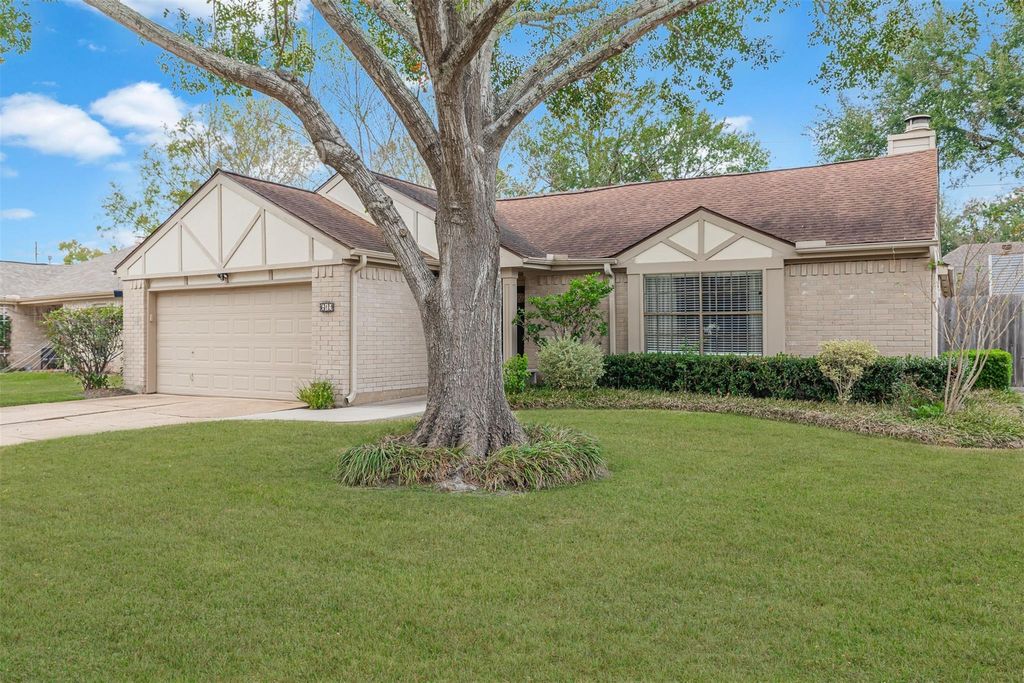 Photo of 619 Rolling Mill Drive, Sugar Land, TX 77498 (MLS # 75365137)