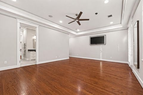 Tiny photo for 821 E 25th Street E, Houston, TX 77009 (MLS # 96836524)