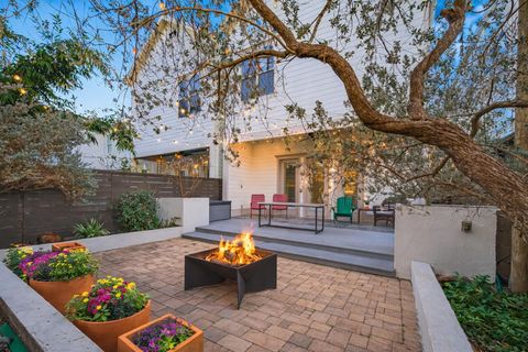 Photo of 821 E 25th Street E, Houston, TX 77009 (MLS # 96836524)