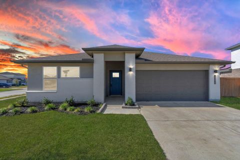 Photo of 10626 Watershed Drive, Rosharon, TX 77583 (MLS # 87840595)