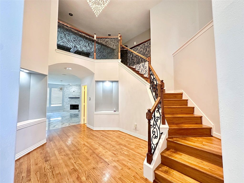 Photo of 2819 Lake Shore Harbour Drive, Missouri City, TX 77459 (MLS # 75149435)