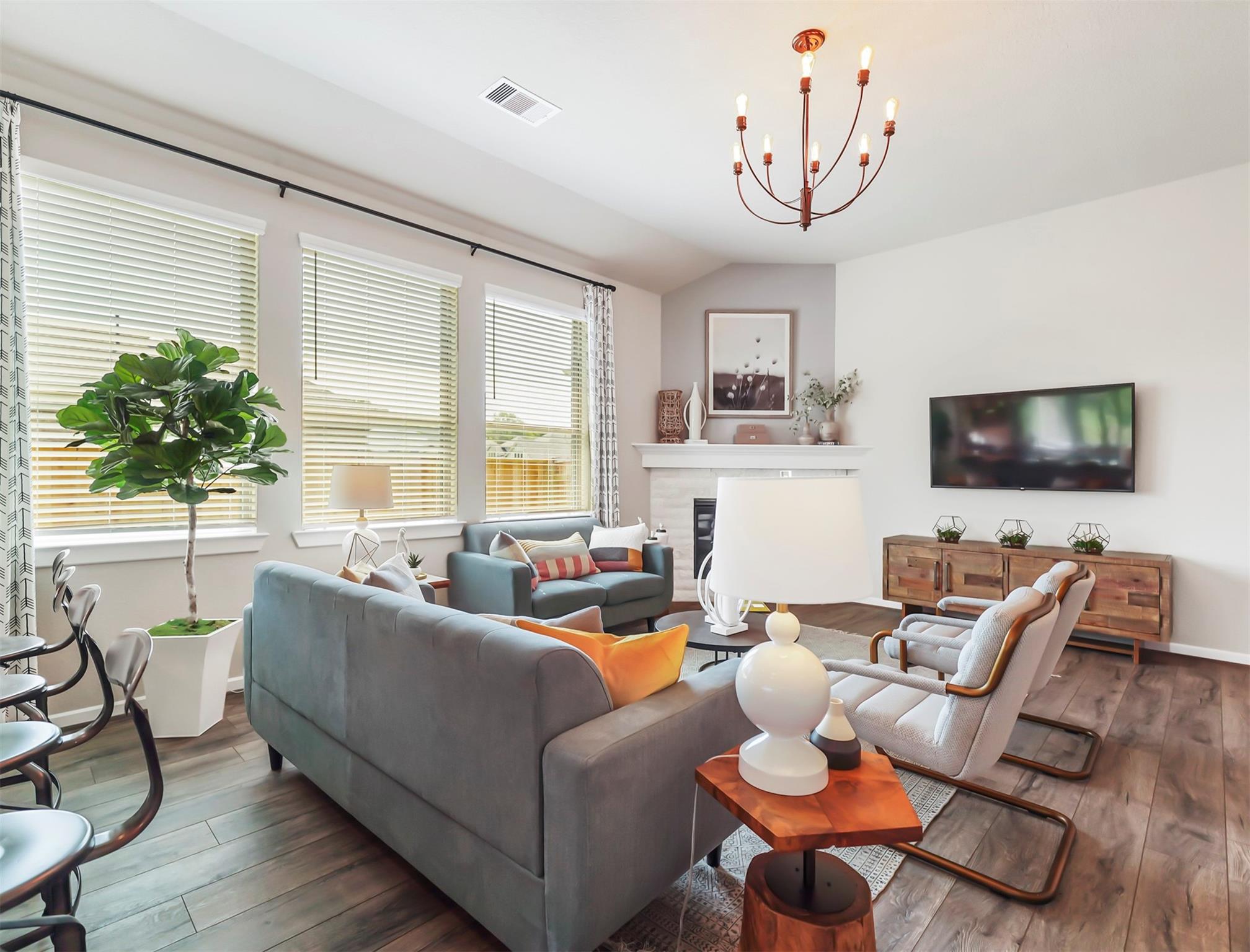 9622 Chateau Hill