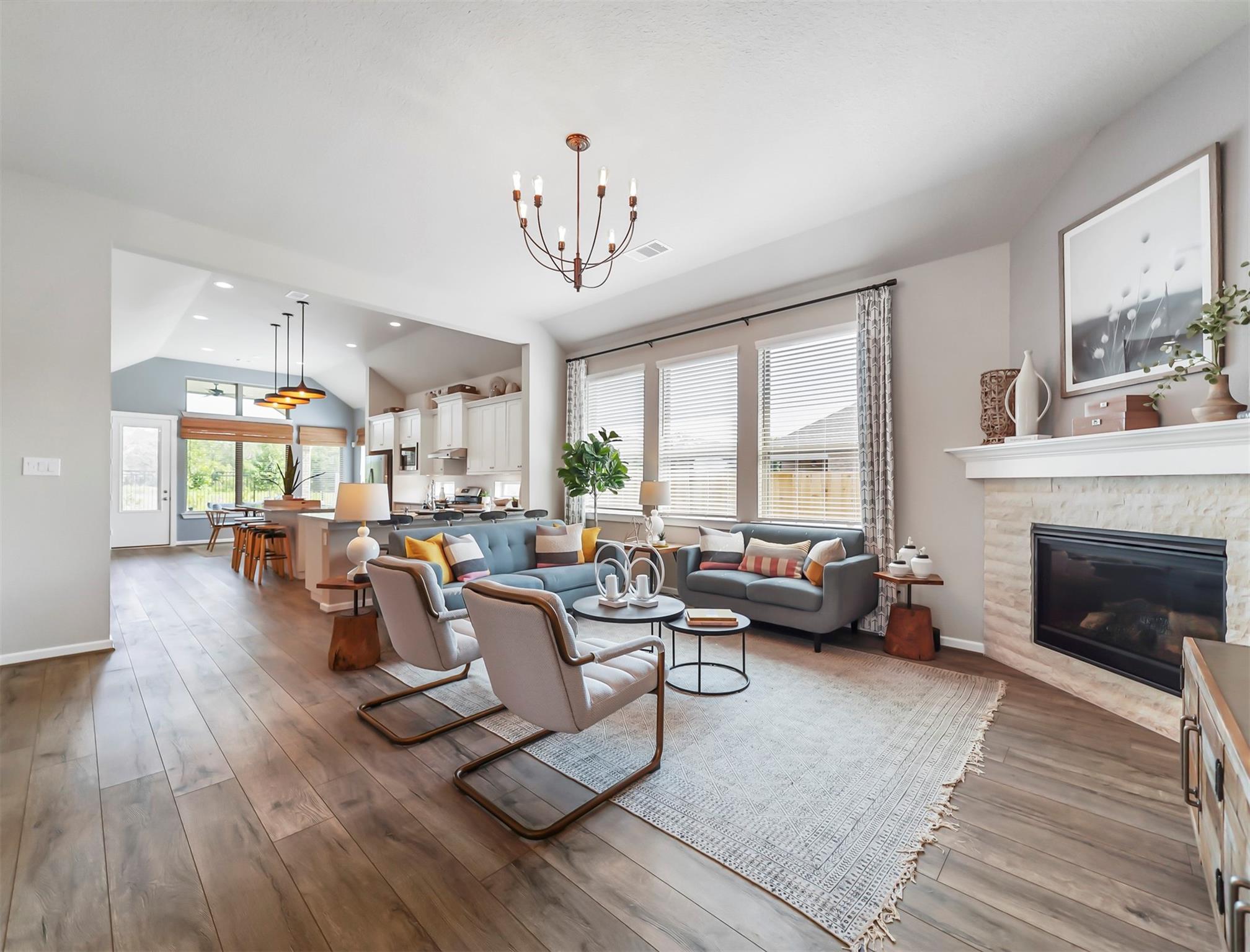9622 Chateau Hill