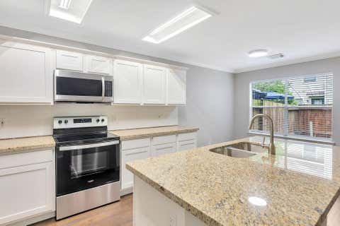 Photo of 26 Timberstar St, The Woodlands, TX 77382 (MLS # 7801326)