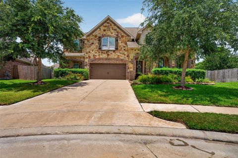 Homes For Sale - 1504 Tallow Chase Court<br/> Galveston County, Friendswood, TX 77546