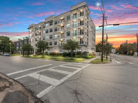 Photo of 1508 Blodgett Street St #602, Houston, TX 77004 (MLS # 73107952)
