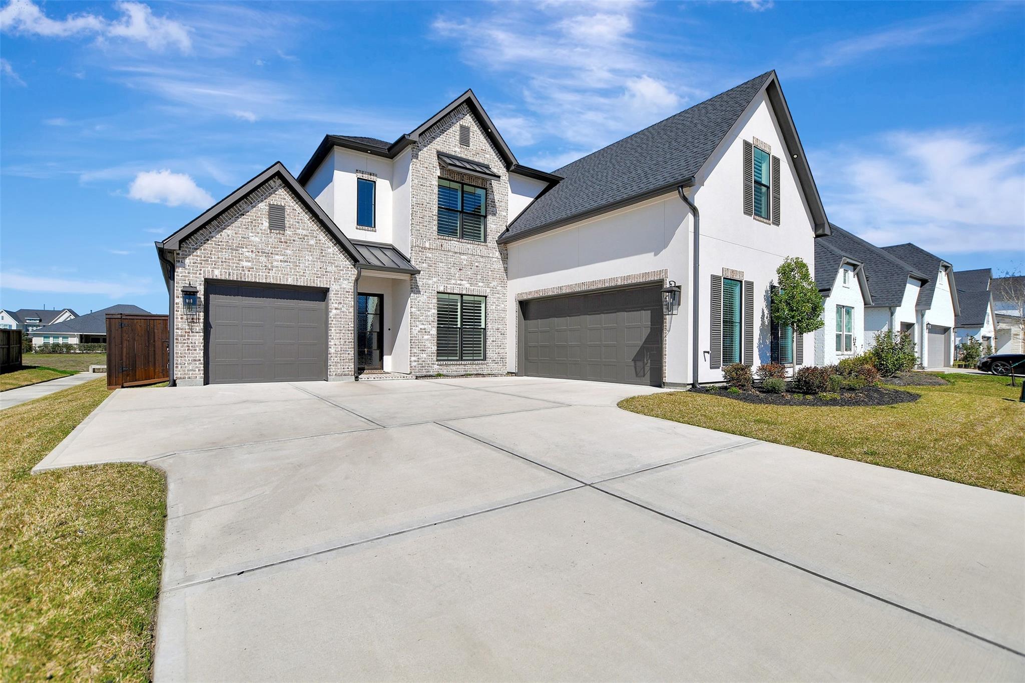 1746 Spring View