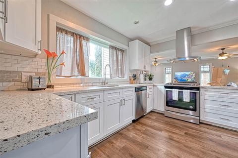 Photo of 10601 Willowgrove Drive, Houston, TX 77035 (MLS # 73897828)