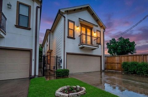 Photo of 4204 Eli Street #A, Houston, TX 77007 (MLS # 38570126)