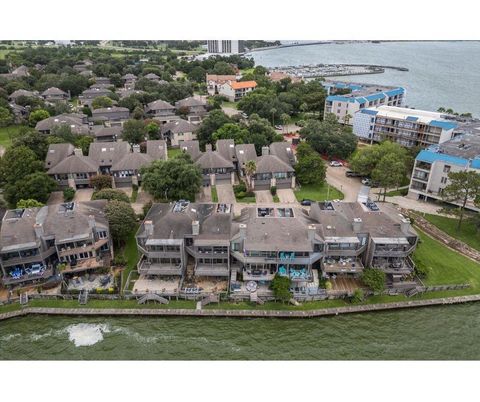 2816 Lighthouse Drive Houston TX 77058