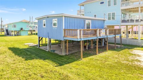 Photo of 222 Ocean Avenue, Surfside Beach, TX 77541 (MLS # 76984445)