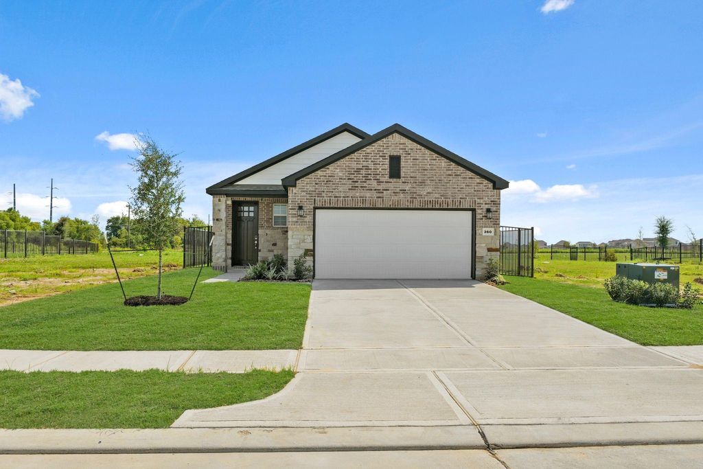 Photo of 360 Long Branch Drive, Dayton, TX 77535 (MLS # 92281503)