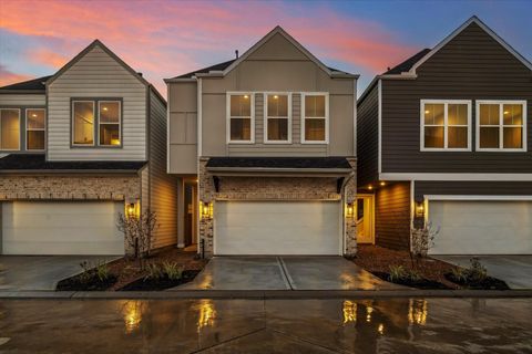 Photo of 11307 Stonework Grove Lane, Houston, TX 77076 (MLS # 53089392)