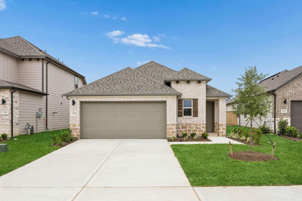 Photo of 1244 Minorca Street, Huffman, TX 77336 (MLS # 21674423)