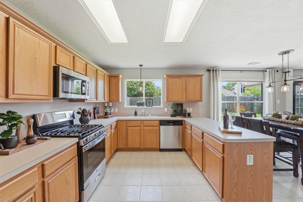 Photo of 7030 Garden Mist Lane, Humble, TX 77346 (MLS # 85695209)