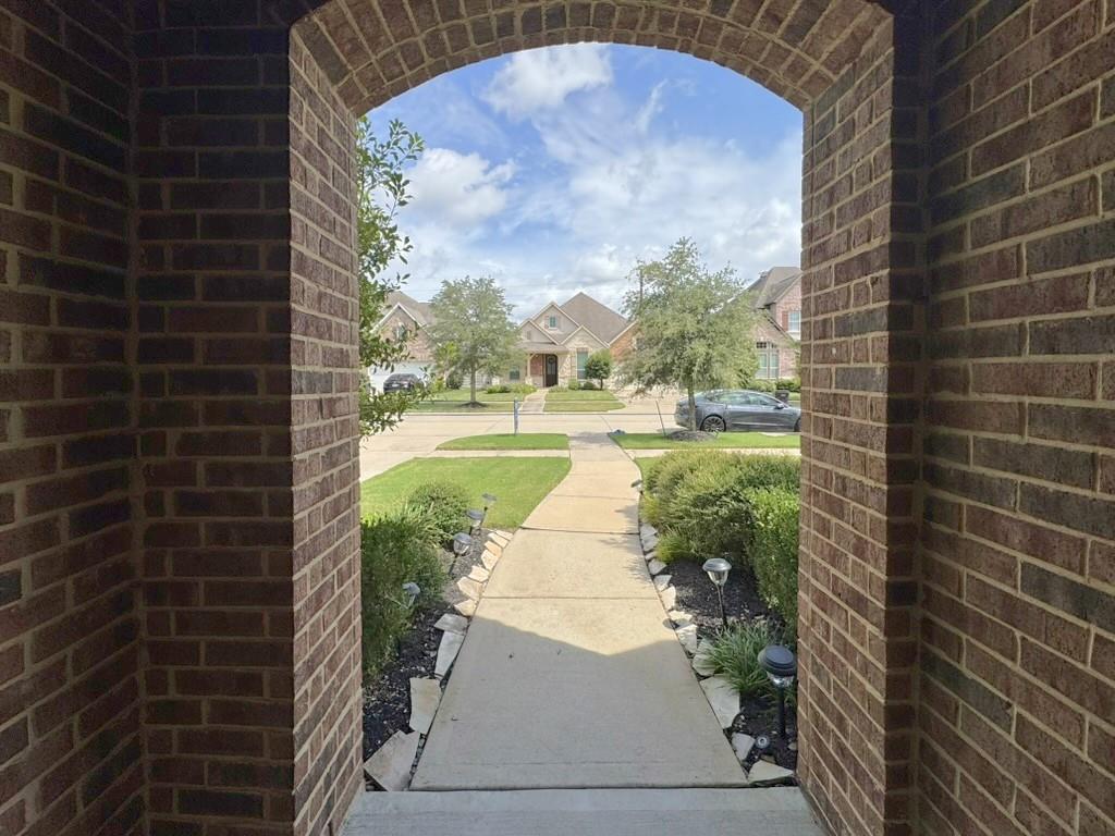 2514 Deerwood Heights Lane