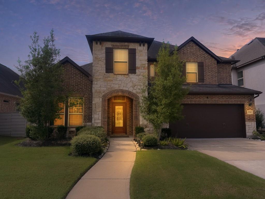 2514 Deerwood Heights Lane