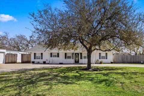 Photo of 483 Riverside Drive, Palacios, TX 77465 (MLS # 89542242)