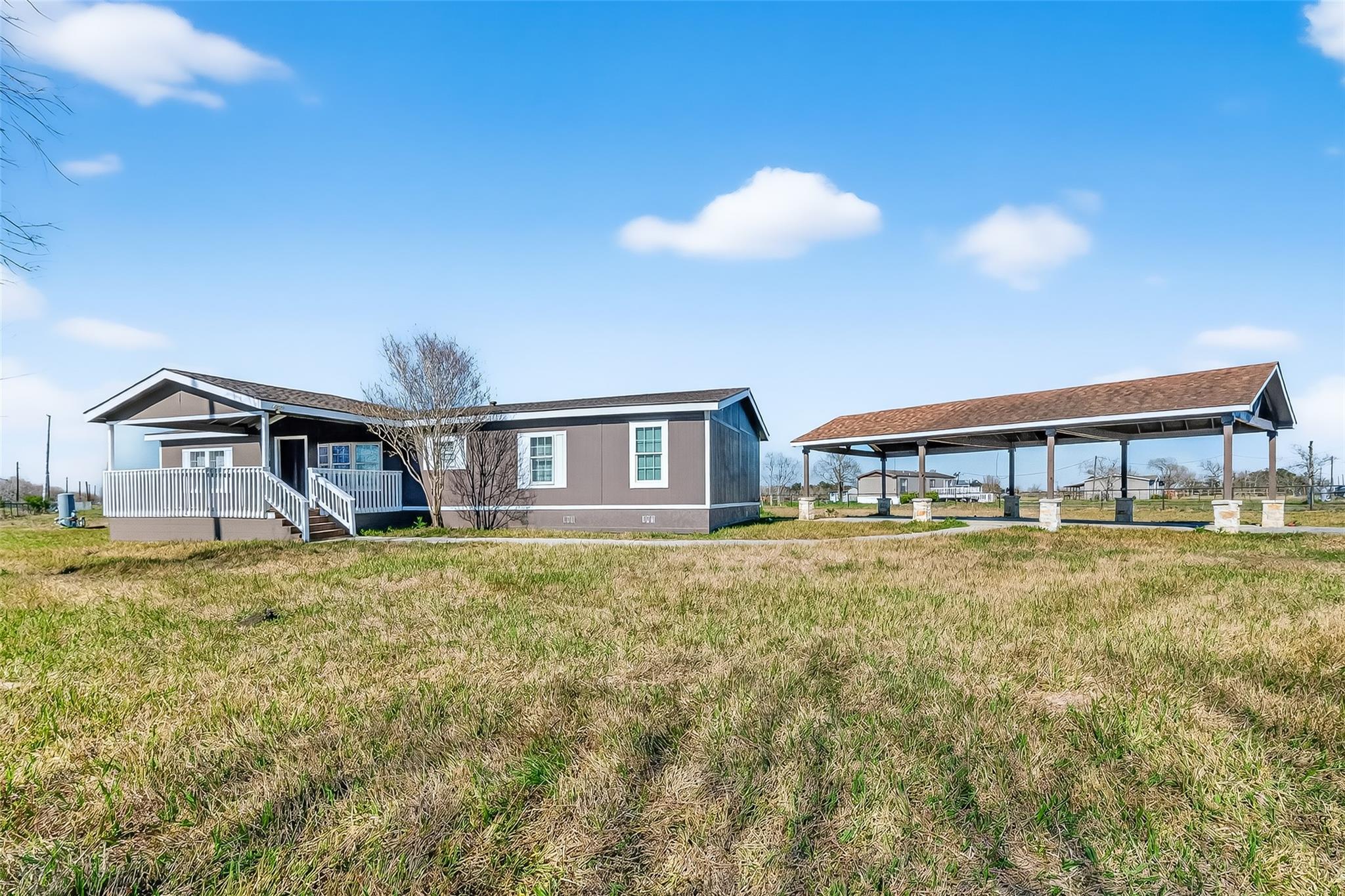 8907 County Road 511