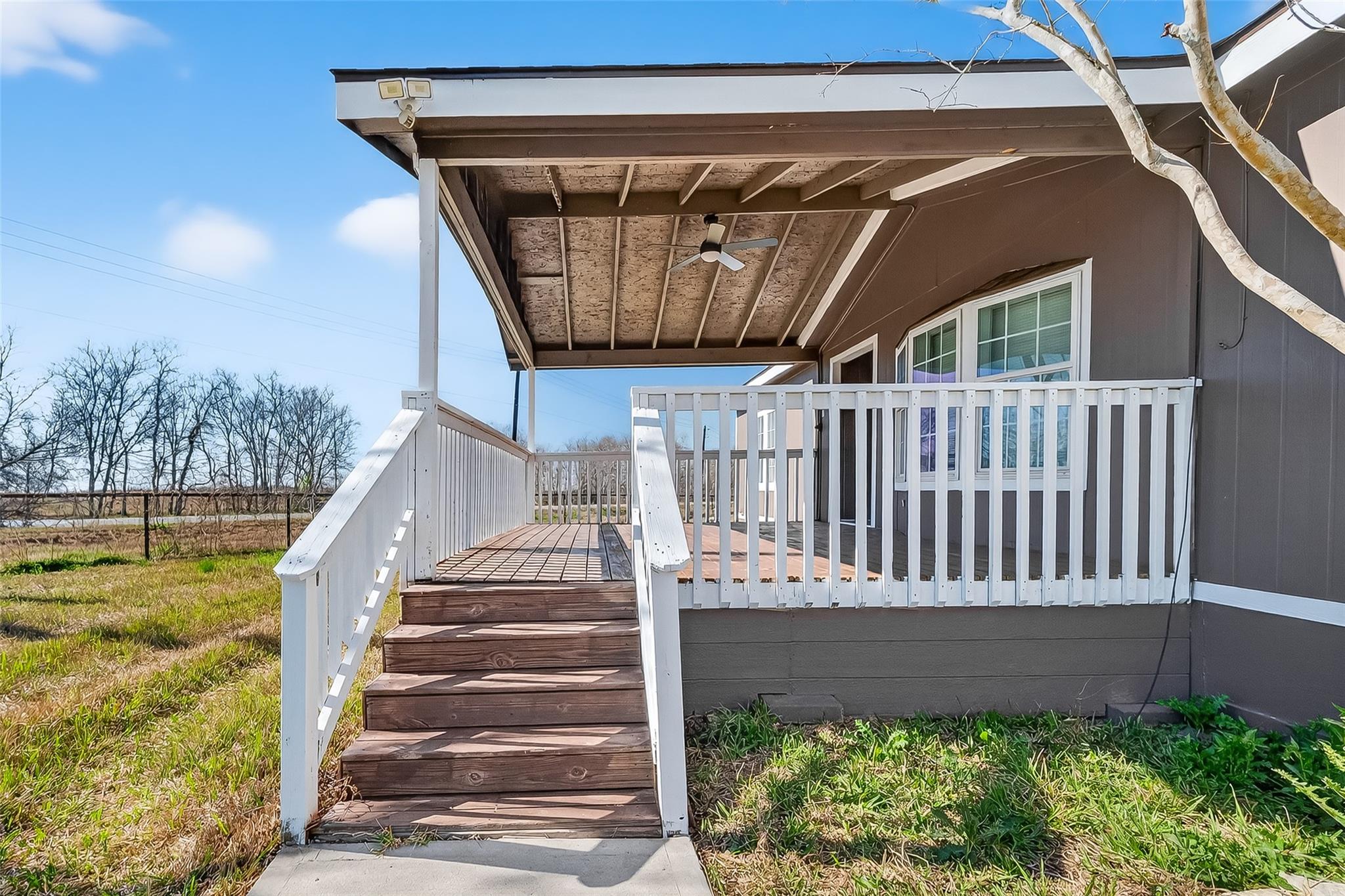 8907 County Road 511