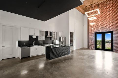 Photo of 1111 Studewood Street #508, Houston, TX 77008 (MLS # 73121514)