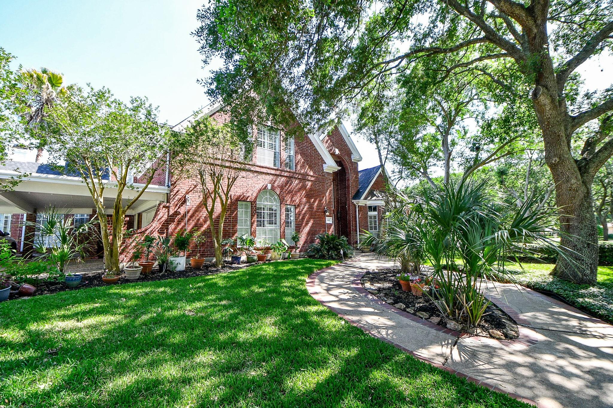 410 Kingfisher Drive