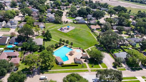 Tiny photo for 13714 Bonaventure Drive, Houston, TX 77065 (MLS # 48803111)
