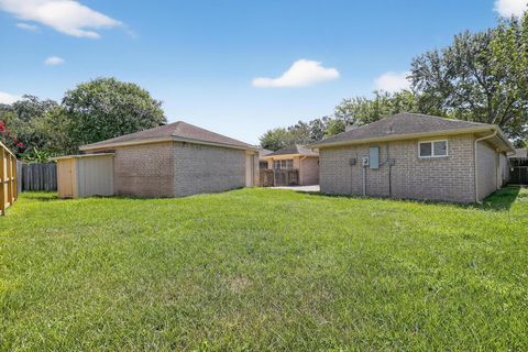 Tiny photo for 13714 Bonaventure Drive, Houston, TX 77065 (MLS # 48803111)