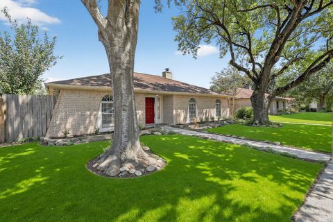 Tiny photo for 13714 Bonaventure Drive, Houston, TX 77065 (MLS # 48803111)