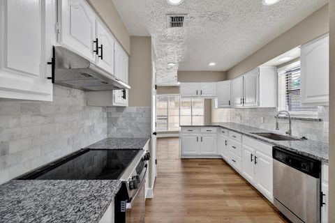 Tiny photo for 13714 Bonaventure Drive, Houston, TX 77065 (MLS # 48803111)