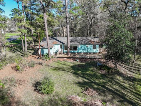 Homes For Sale - 26869 Lazy Lane<br/> Magnolia, TX 77355