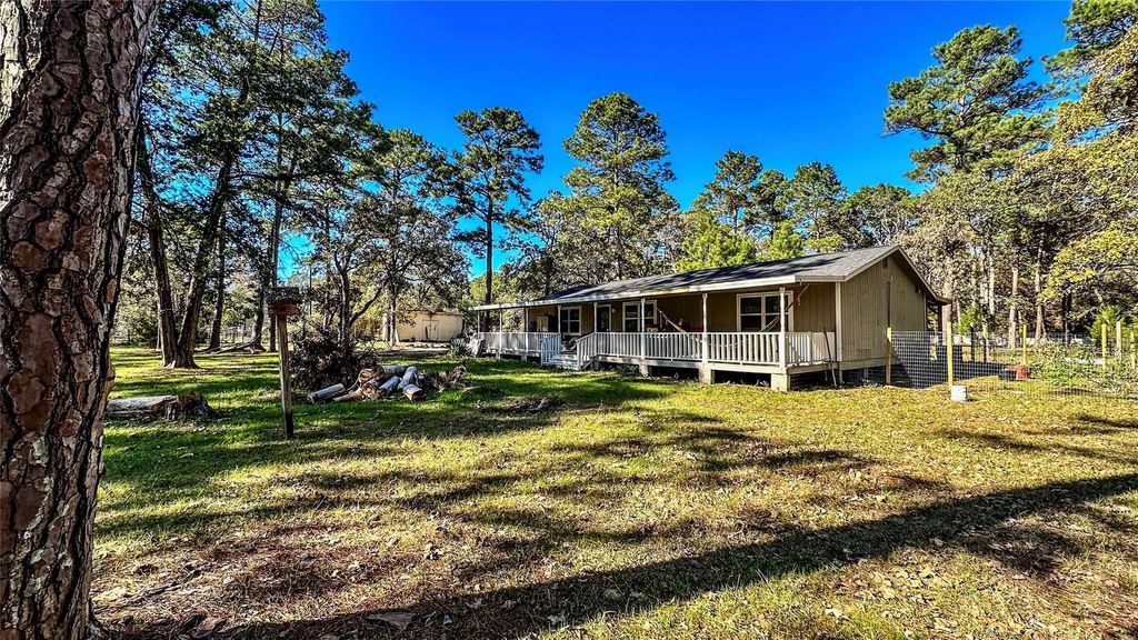 Photo of 116 Tammy Circle, Plantersville, TX 77363 (MLS # 90132210)