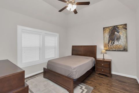 Tiny photo for 1716 Upland Lakes, Houston, TX 77043 (MLS # 72876465)