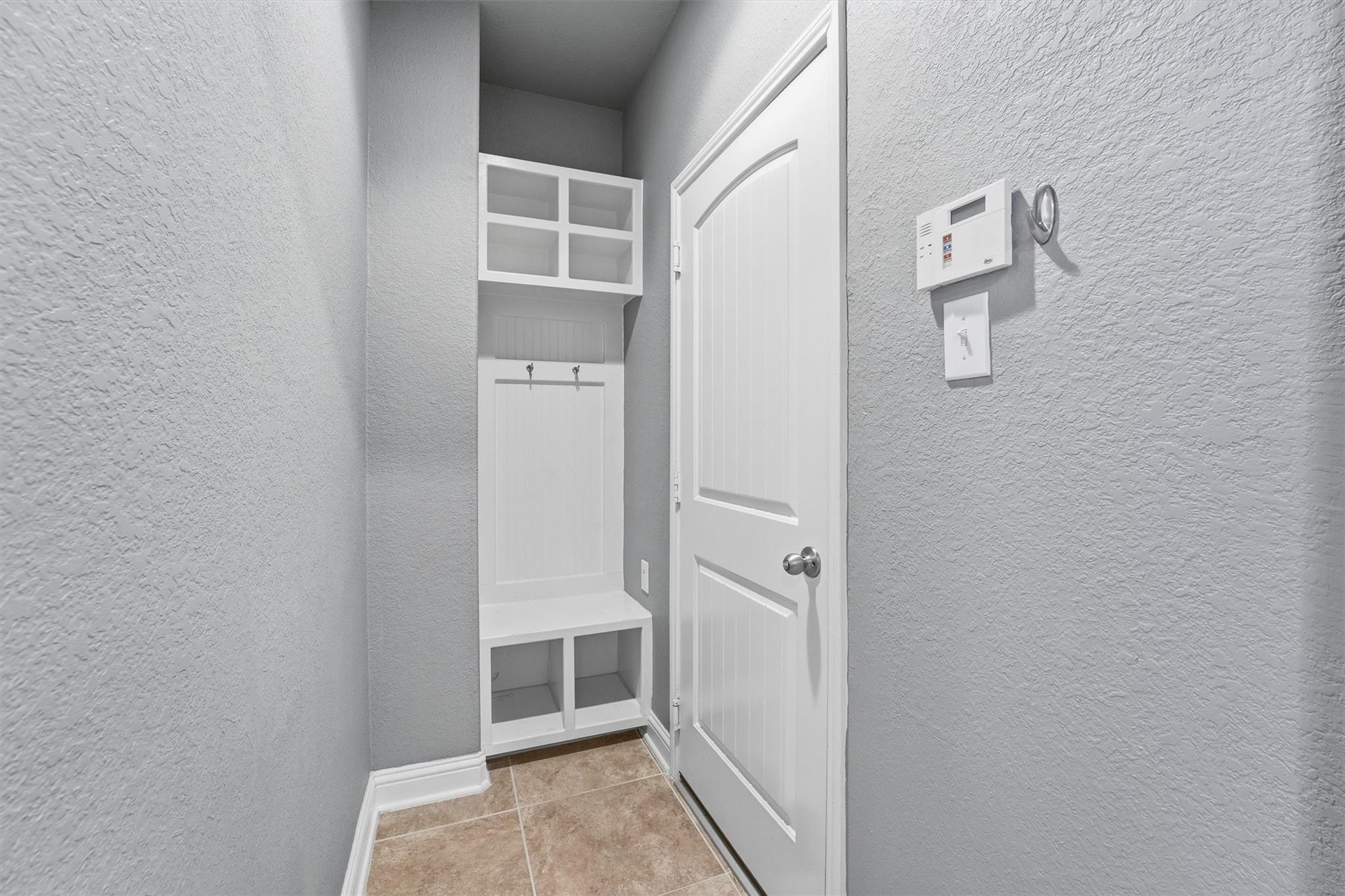 1911 Cedar Ridge Lane