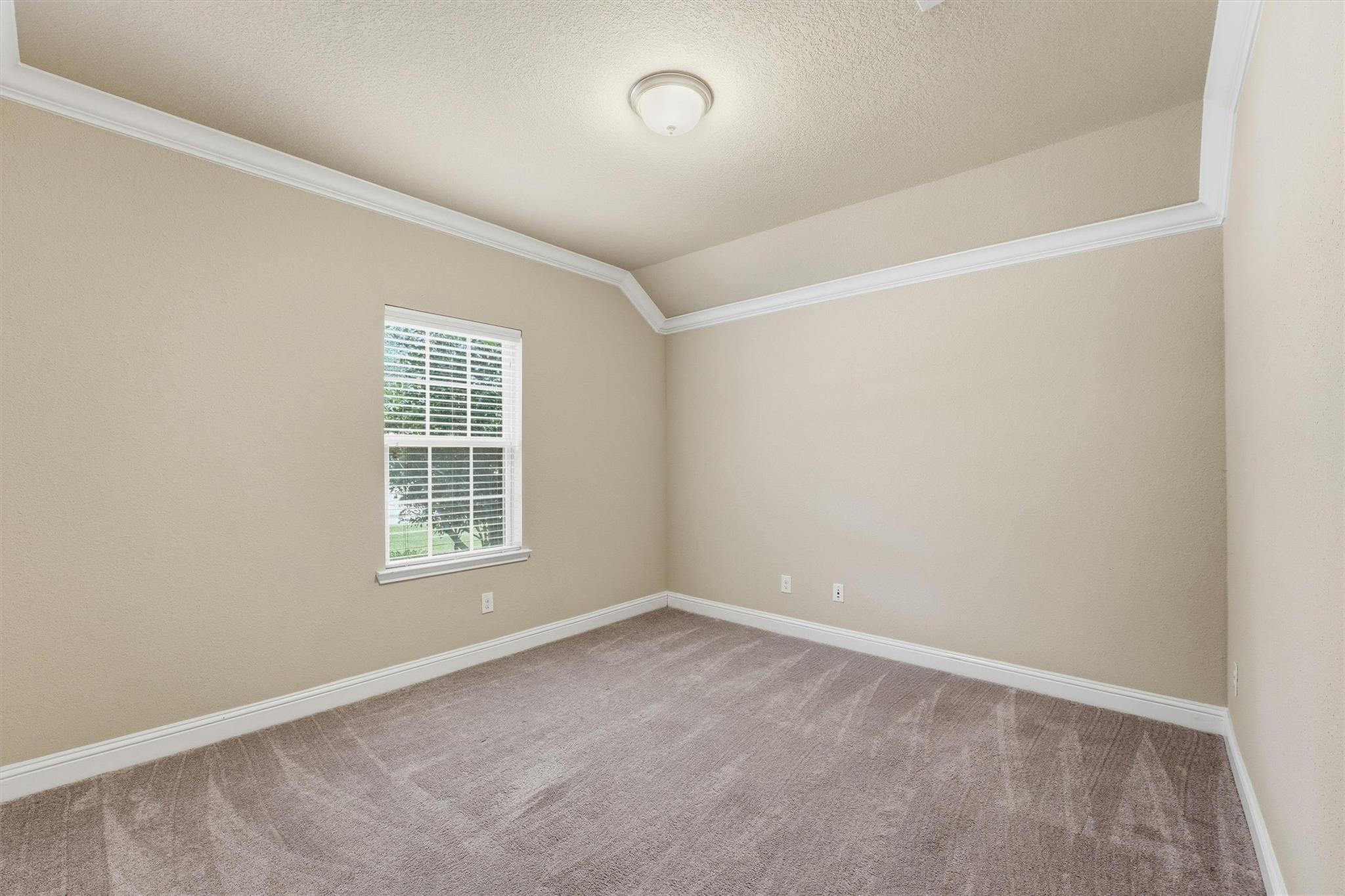 1911 Cedar Ridge Lane