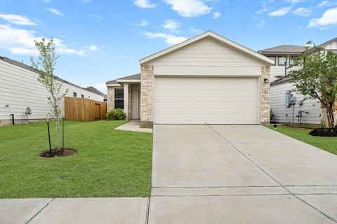 Photo of 5345 Basquiat Drive, Houston, TX 77048 (MLS # 72425712)