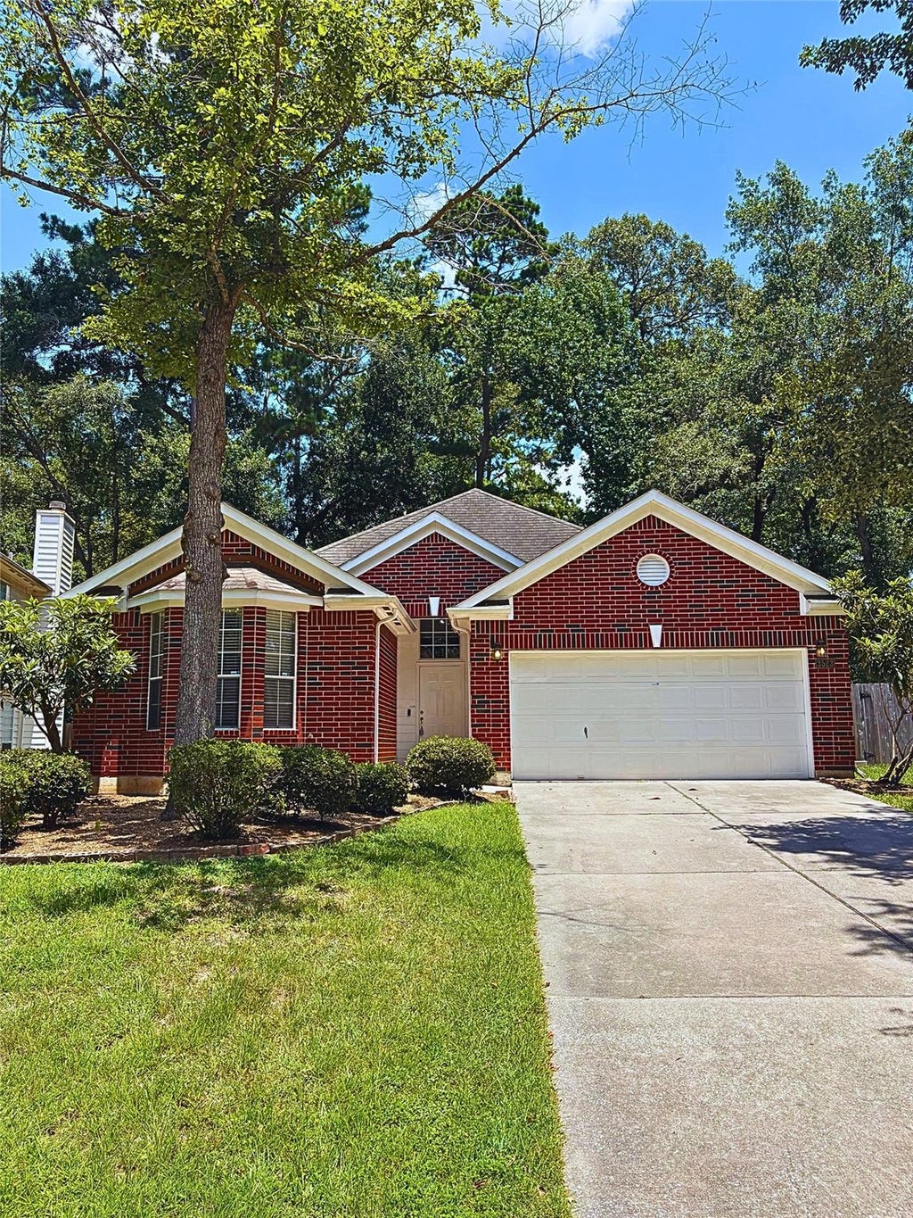 Photo of 3523 Kings Mountain Drive, Houston, TX 77345 (MLS # 22047801)