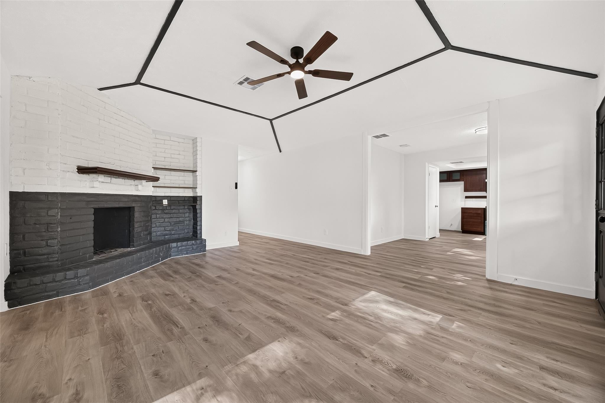 13722 New Village Lane