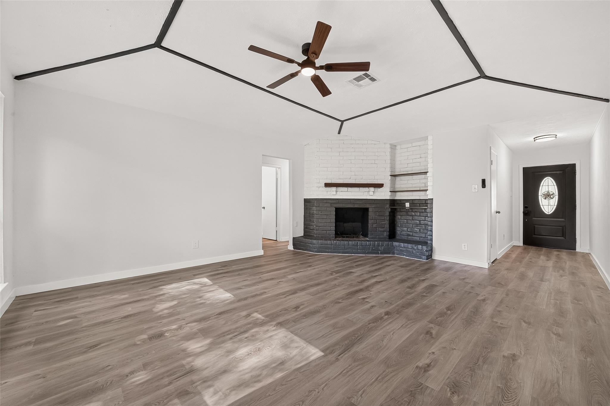 13722 New Village Lane